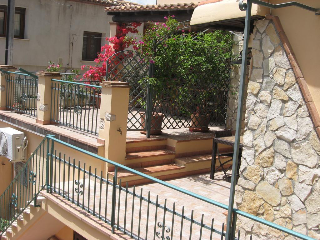 B&B Issicoro Baunei Buitenkant foto