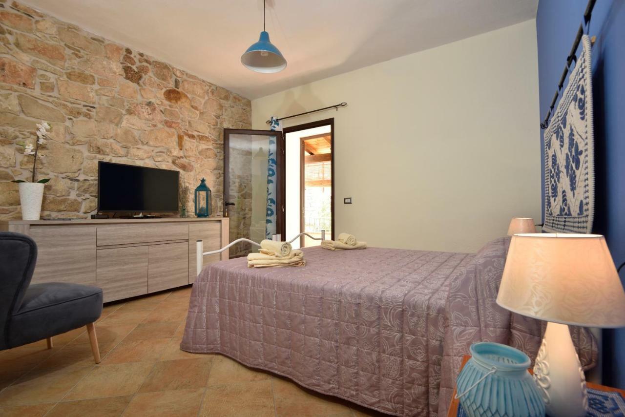 B&B Issicoro Baunei Buitenkant foto