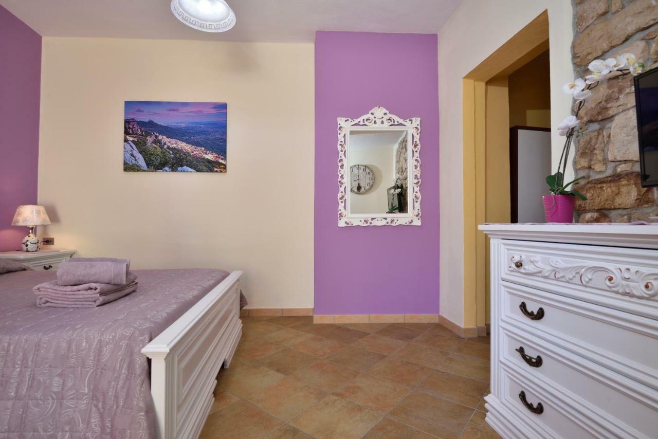 B&B Issicoro Baunei Buitenkant foto