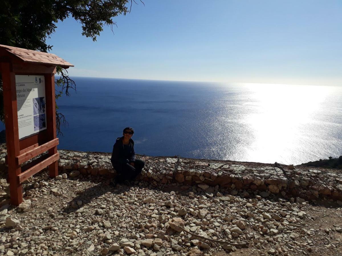 B&B Issicoro Baunei Buitenkant foto